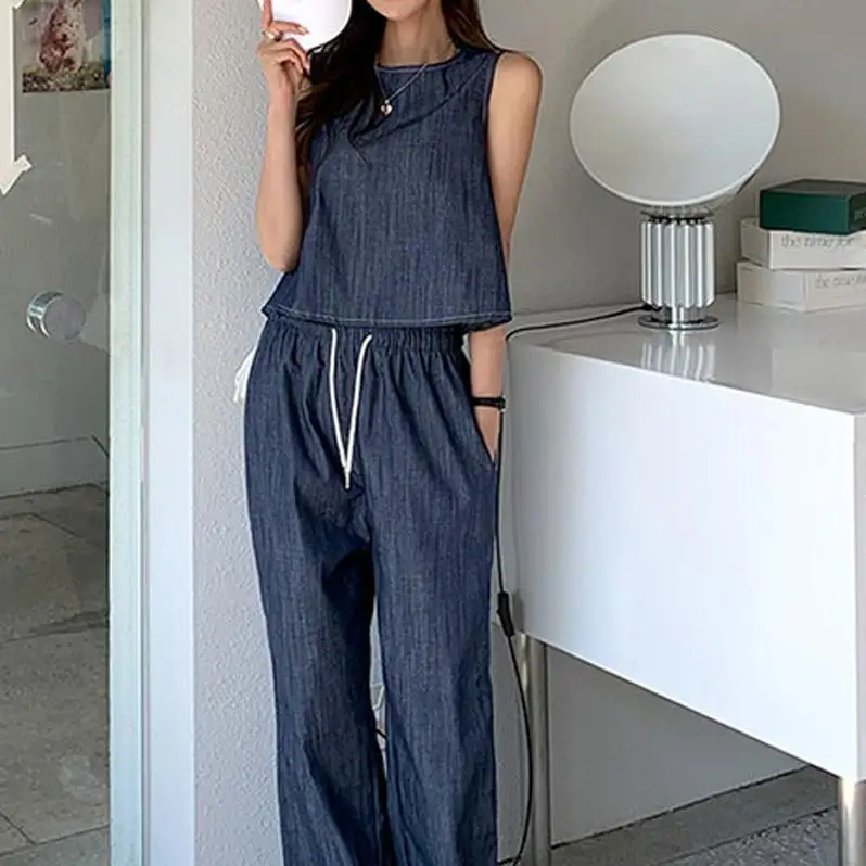 

Летняя простая майка с разрезом на бретельках и высокой талией, широкие брюки, женский комплект из двух предметов, повседневная удобная футболка из полиэстера...