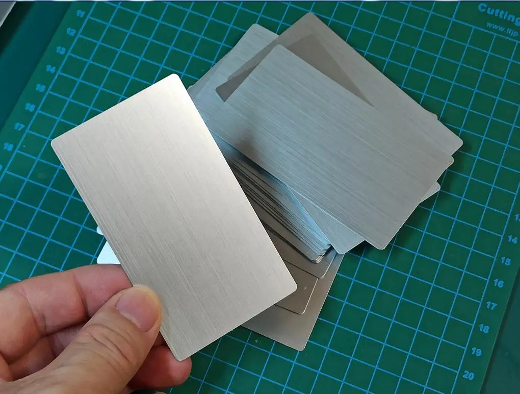 Size 9 x 5cm Glossy Finish Blank Silver Acetate Plastic PVC Business Cards Thickness 0.35mm