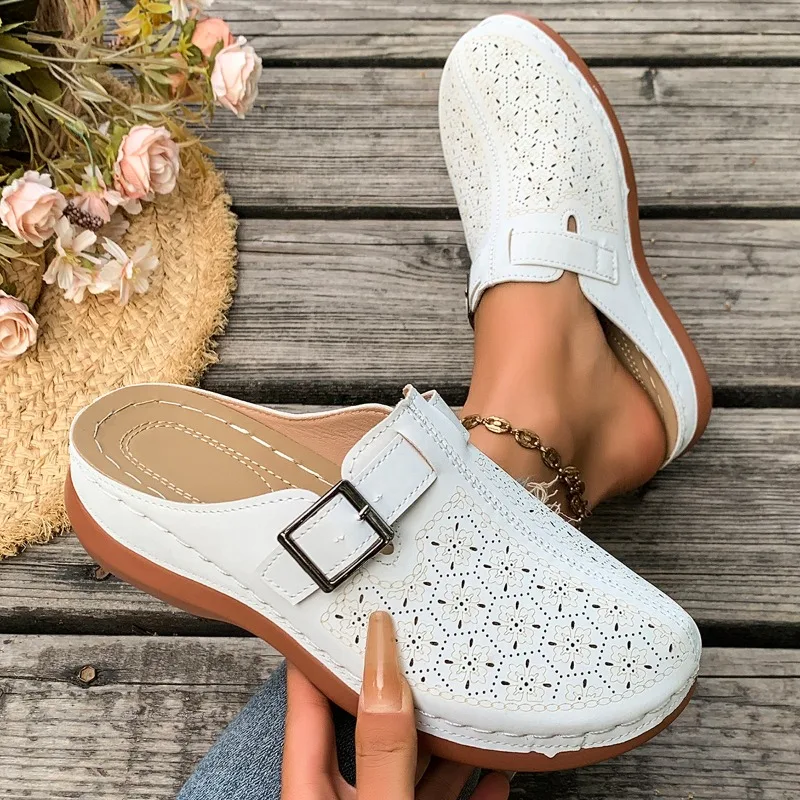 Summer Women's Fashion Breathable Comfortable Buckle Strap Round Toe Solid Color Mid Heel Slippers Women Vintage Wedge Sandals