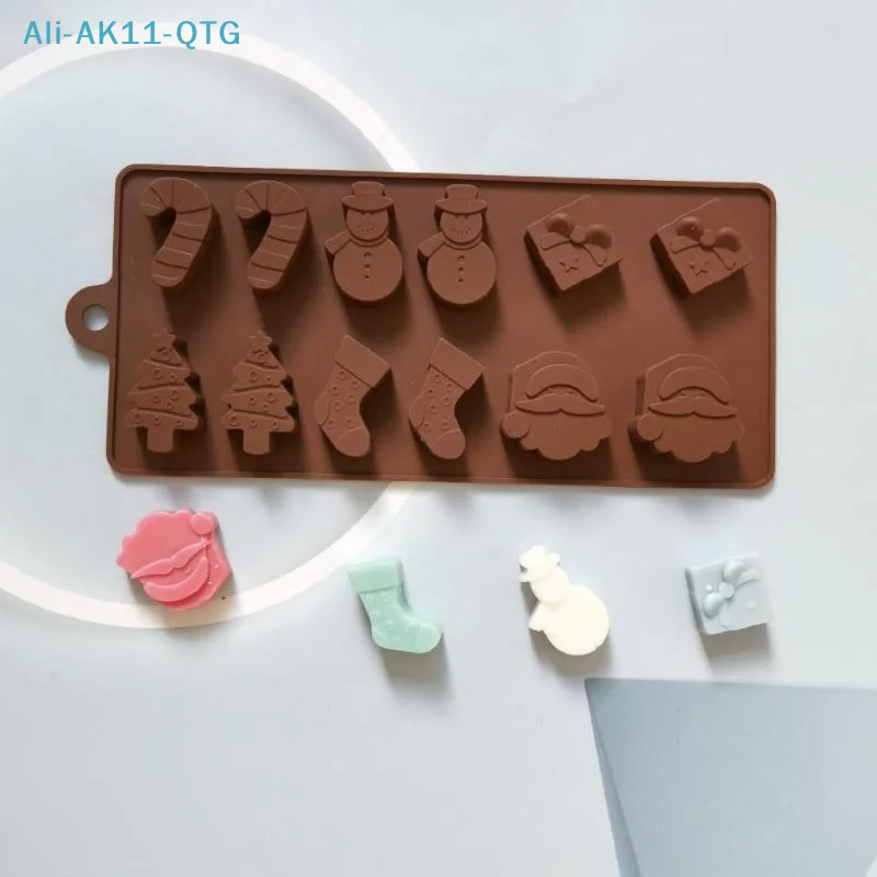 NEW 12-cavity Christmas Shape Silicone Chocolate Mould Non Stick Fondant Cookie Gingerbread Man Candy Baking Mold Tools