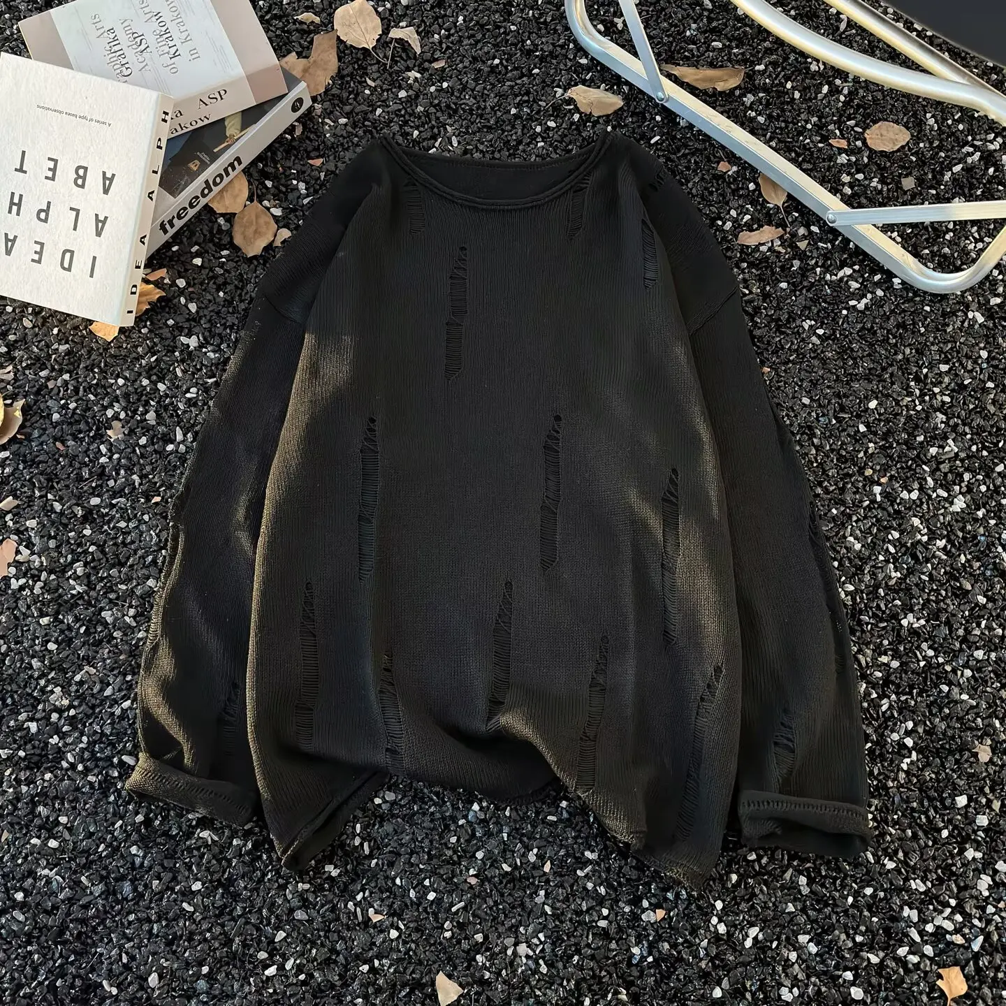 

Faionable Japanese Sle Knitted Top for Men Hole Design Harajuku Sle Polyester Fiber Long Sve round Ne Sweatirt