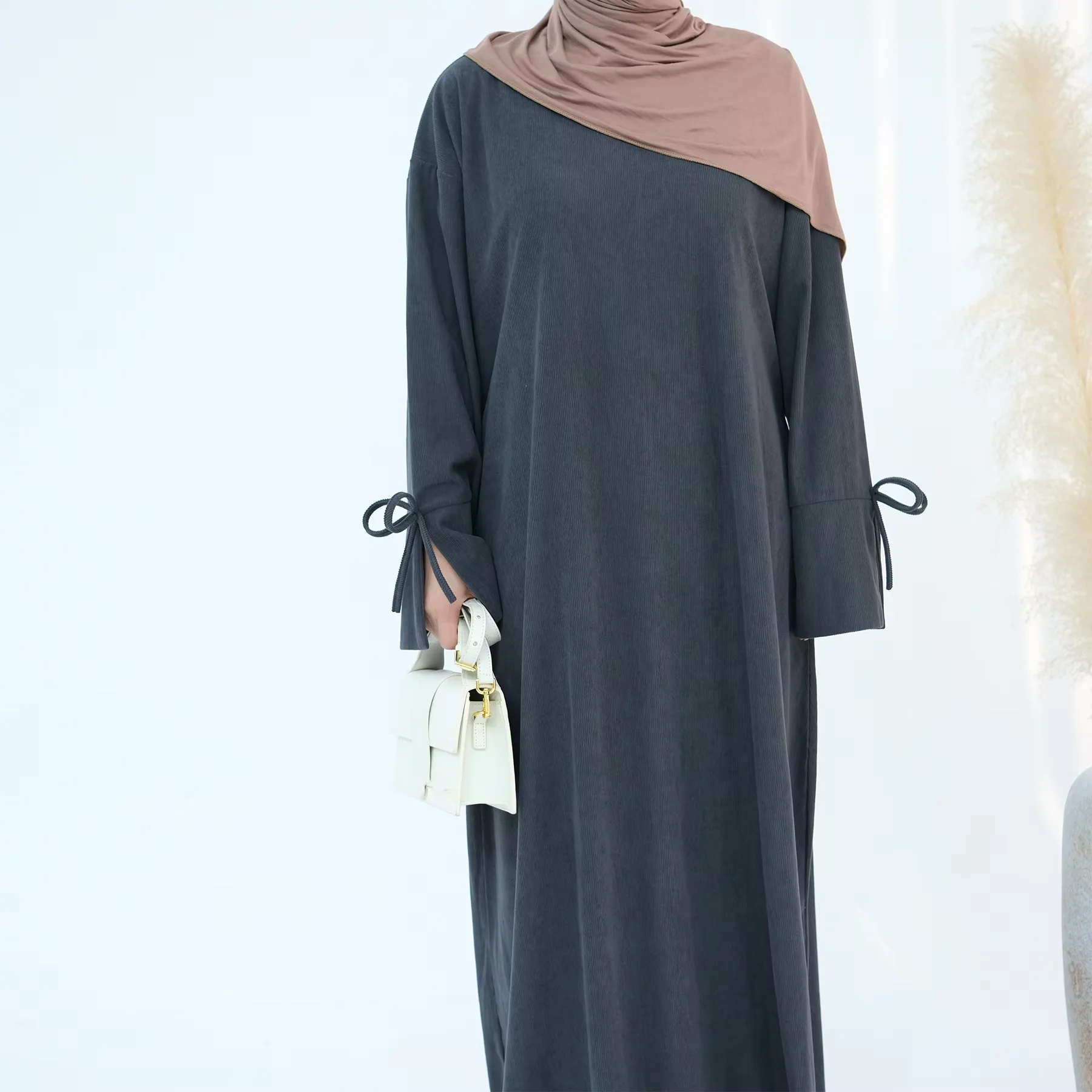 Nouveau velours côtelé Abayas Bow robes musulmanes pour femmes dubaï turquie caftan Eid Kebaya Caftan Marocain Femme Musulmane Jalabiya Robe