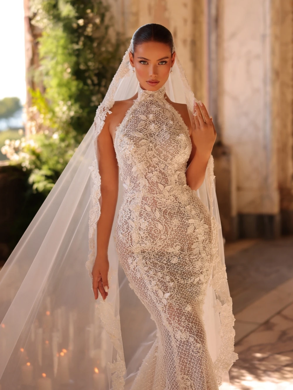 Shimmering Halter Floral Mermaid Wedding Dress Illusion Fashionable Backless Women Customized Lace Classy Dreamy Bridal Gown