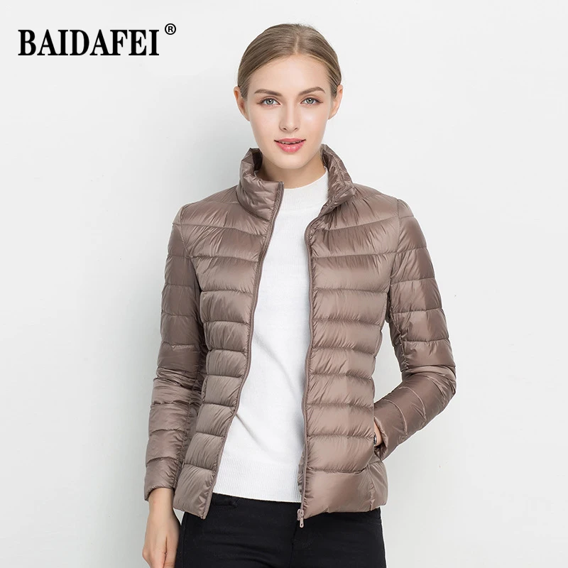 Women Short Puffer Jacket 2023 New Fashion Stand Collar Lightweight Water-Resistant Packable Female Down Parka Casual Coat