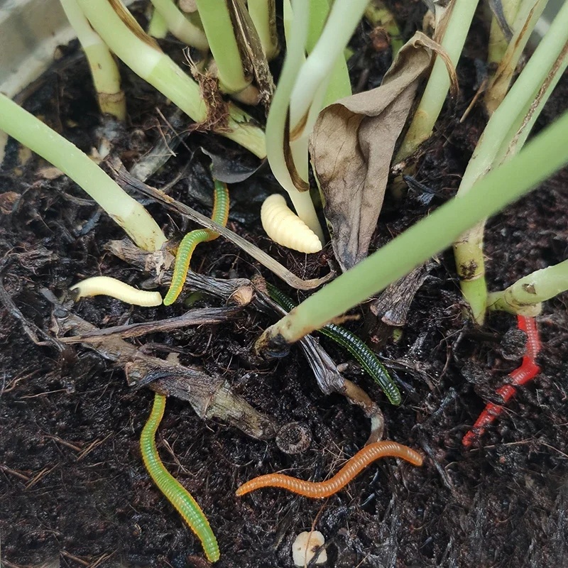 Esca da pesca in Silicone con verme rosso realistico, lombrico morbido, esca artificiale con additivo per gamberetti di pesce, accessori per la pesca, 100 pezzi