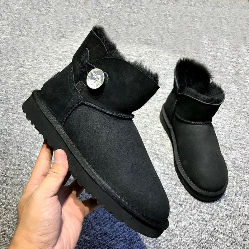 أحذية شتوية عصرية متعددة الاستخدامات بإبزيم كريستالي كلاسيكي مسطح القاع قصير من جلد الغنم مدمج للثلج الدافئ للنساء #2