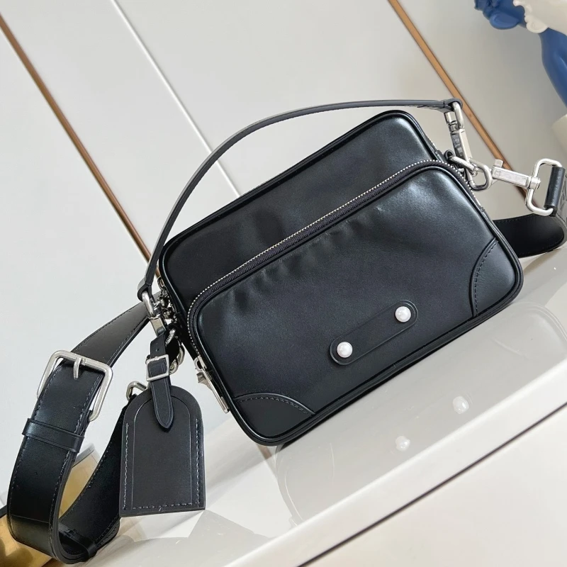 

2025 Новый роскошный стиль, водонепроницаемая женская брендовая сумка из натуральной кожи, одиночные дизайнерские сумки, повседневные женские сумки высокого качества