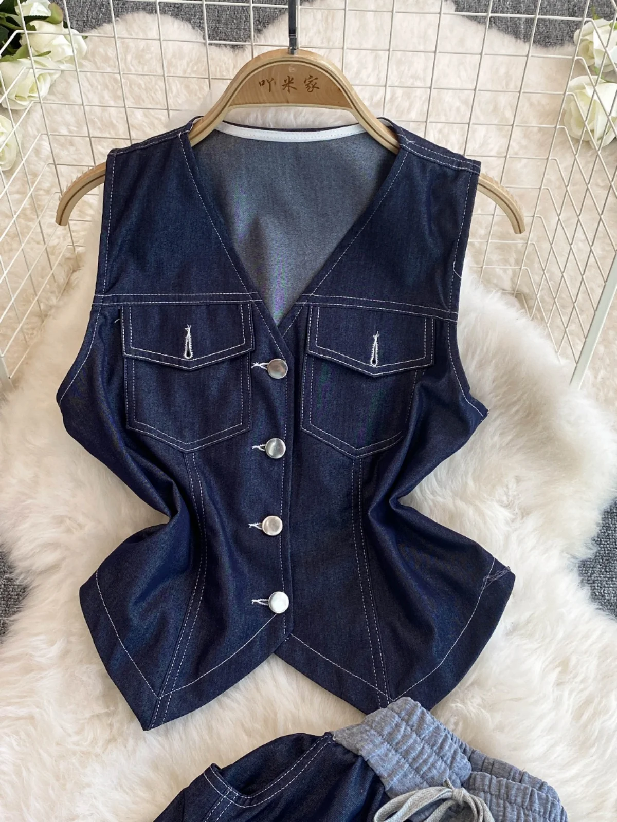 

Slim Fit Denim Vest And Pants Set Women's Faion Spring Summer New Sle Two Pieces Long Leggings V Ne Button up Top