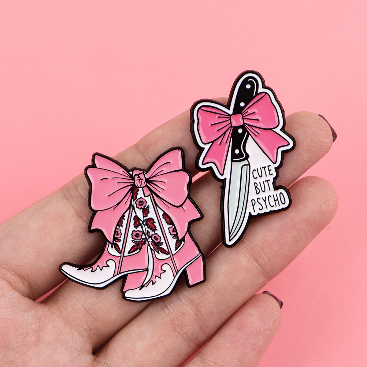 Cowboy Boots Bow Enamel Pin Lapel Pines for Backpacks“CUTE BUT PSYCHO”Knife Brooches for Women Fashion Jewelry Accessories Gifts