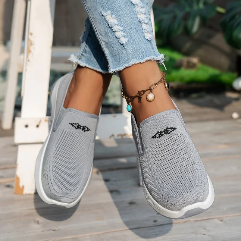 Women Casual Sports Shoes Breathable Lightweight Sneakers Flats Outdoor Running Walking Shoes Female Vulcanized Shoes