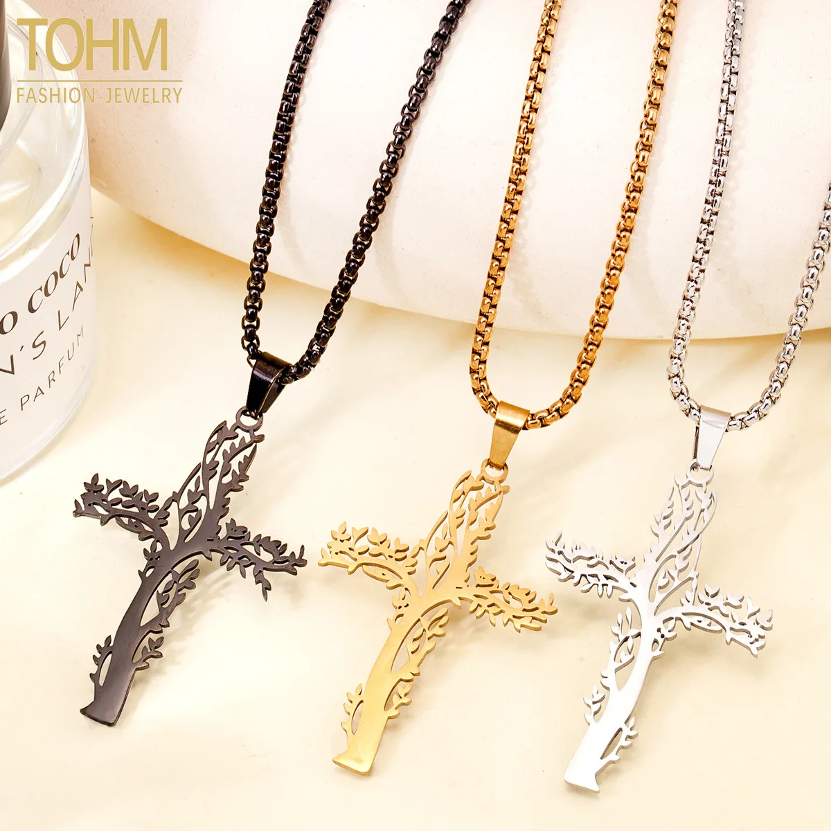 TOHM Nuevo Colgante de Cruz del Árbol de la Vida de Acero Inoxidable Hueco para Hombre, Collar Personalizado Estilo Hip Hop Rock Chapado en Oro de 18k, Llavero