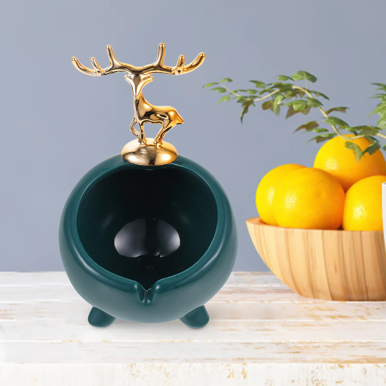 

Ceramic Ashtray Elk Statue Nordic Style Stable Tabletop Cigarette Ash Holder Home Decoration Ceramic Ashtray Ash Holder