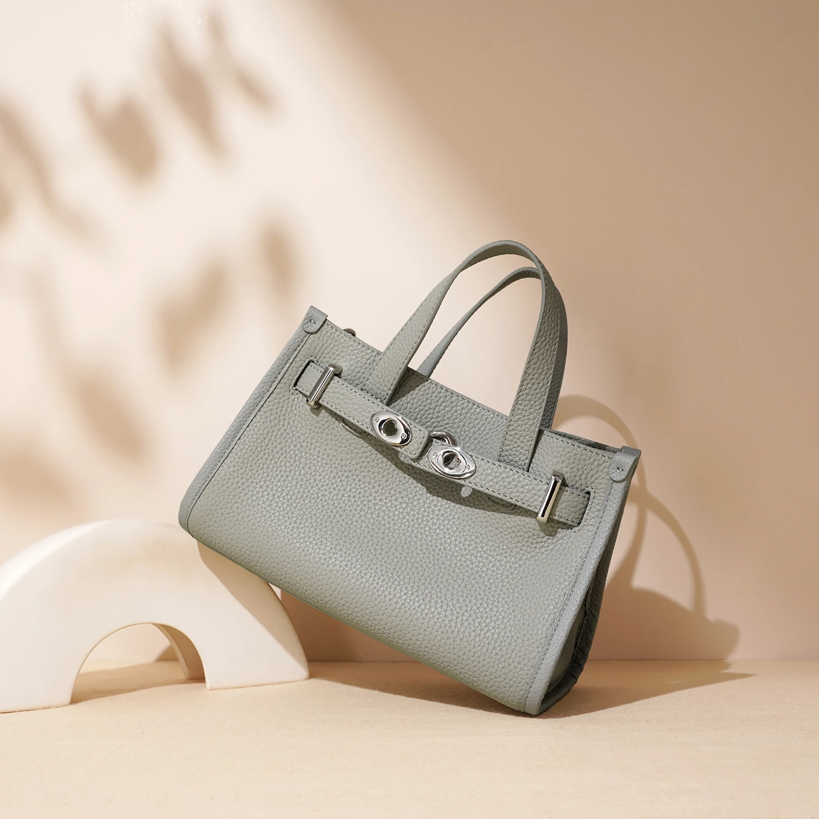

New Trendy Women's Bags Luxury Design Handbag Genuine Leather Women Shoulder Crossbody Bag Luxurious Daily Commute Handbags