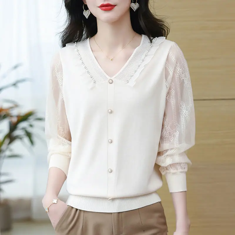 Fashion V-Neck Knitted Spliced Lace Beading Blouses Women's Clothing 2024 Autumn New Loose All-match Tops Office Lady Shirts