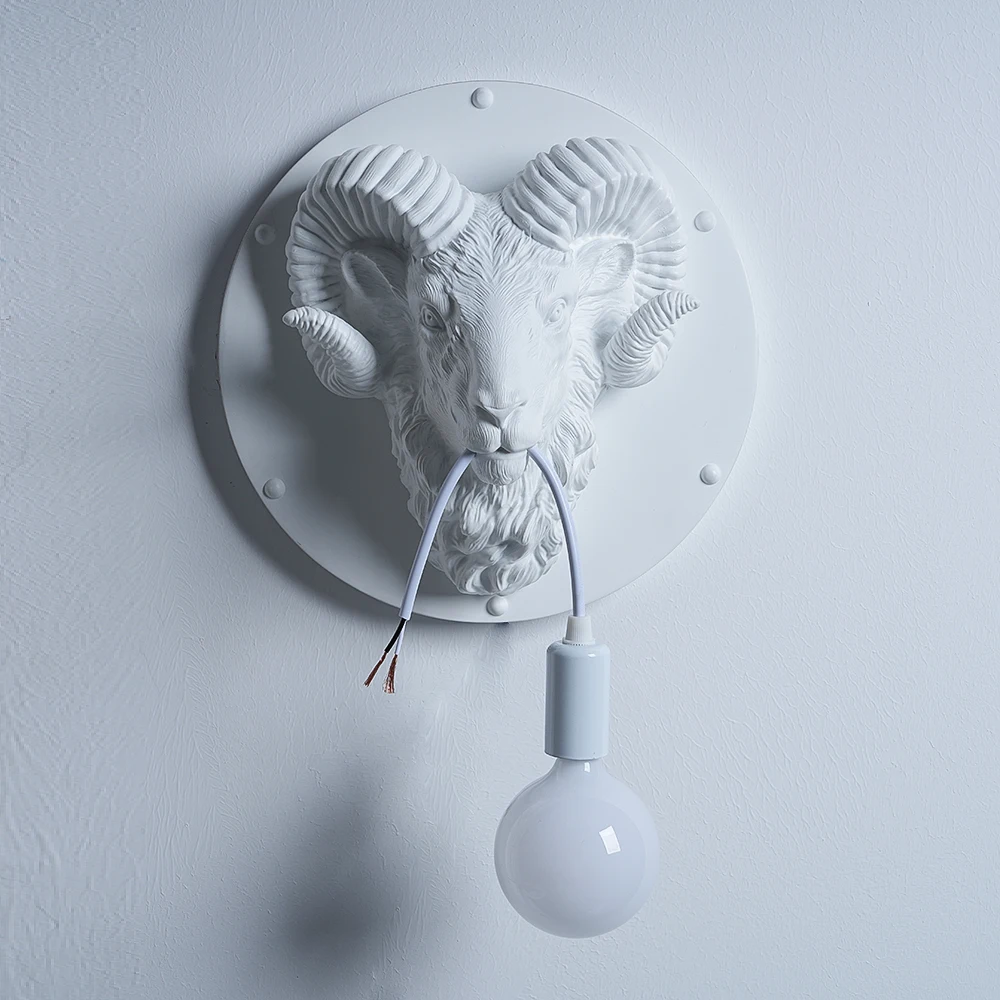 

Resin LED Wall Lamp Vintag Animal Sheep Head Decoration Lamp Resin Light Home Designer Bedside Living Room Light