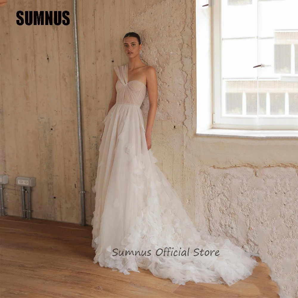 SUMNUS White Tulle A-Line Formal Wedding Dress One-Shoulder Strapless Bridal Gown Classic Princess Beach Dresses With Train