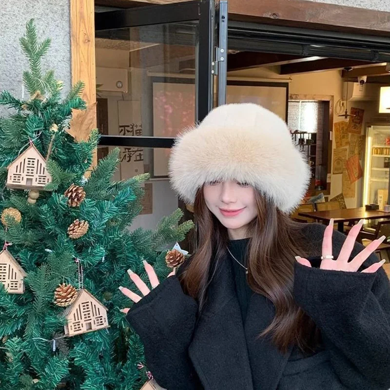 Autunno e inverno 2025 Nuovo cappello mongolo moda donna berretto di pelliccia cappello di pelliccia senza tesa peluche soffice sci equitazione berretti caldi MZr02