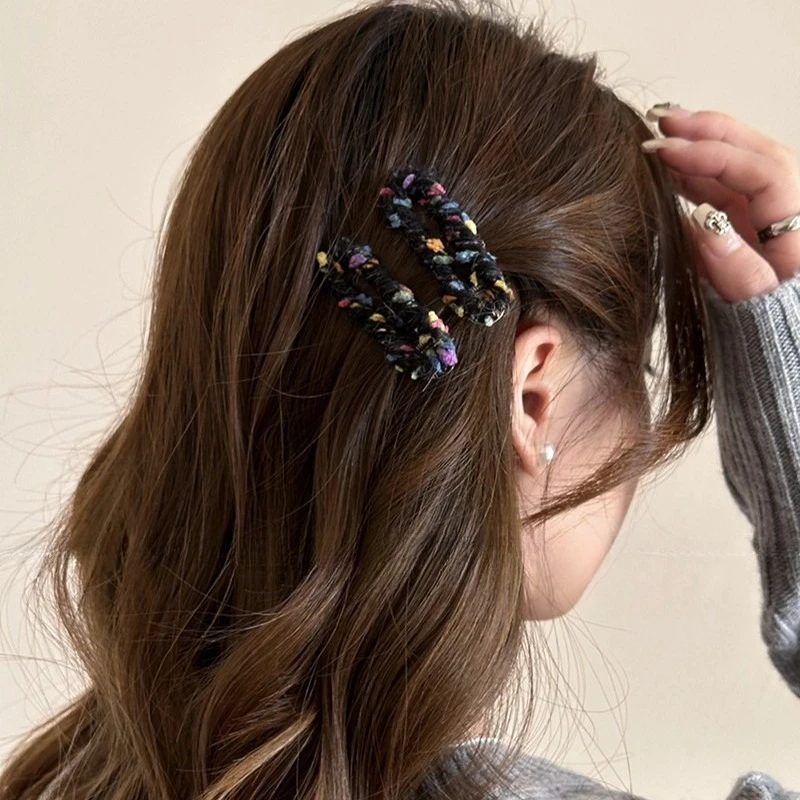 Colorful Polka Dot Plush Hair Clip Autumn and Winter Duckbill Clip Seamless Bangs Clip Korean Fashion Women Girls Style Headwear