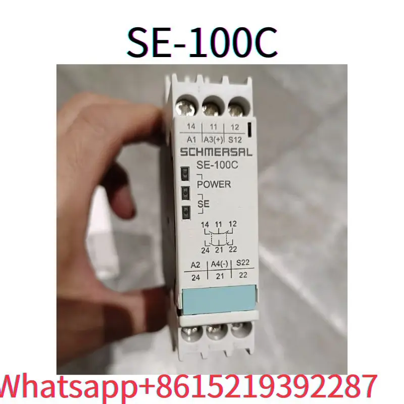 

Brand New Original SE-100C safety relay