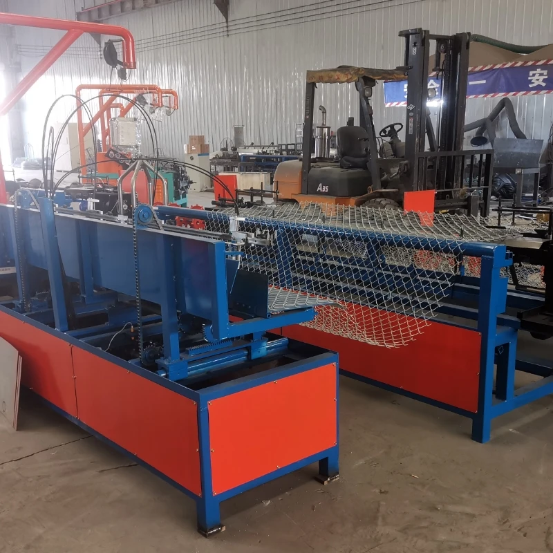 Hot-Selling Double Mold Chain Link Fence Machine Wire Mesh Knitting Machine High-Demand Model for Global Export Markets