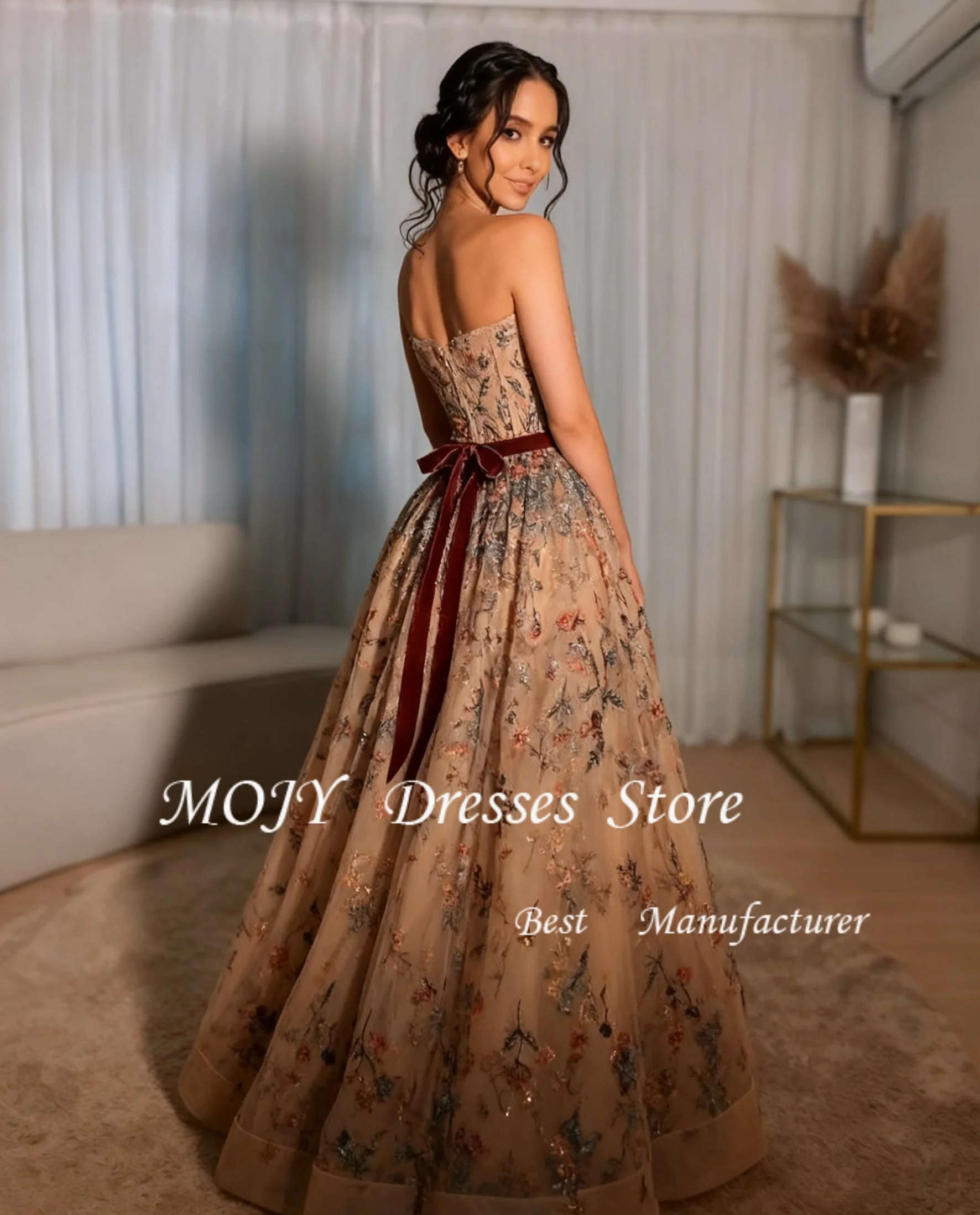 فساتين حفلات الزفاف من Mojy Lace Vestidos De Novia فساتين مخصصة فستان سهرة مناسبة خاصة رداء من القماش على شكل زهرة