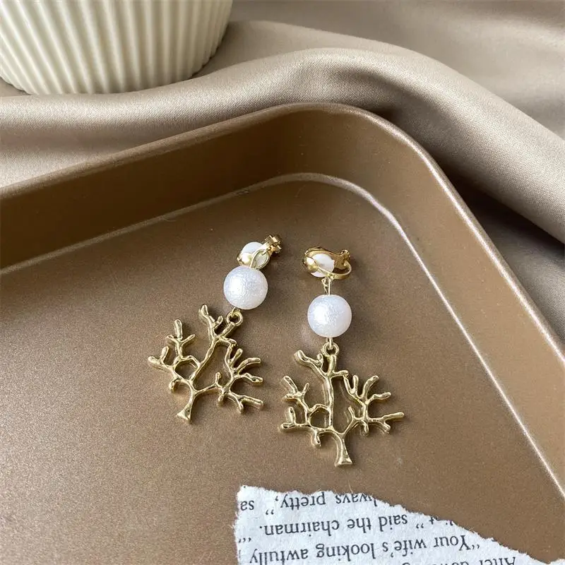 Ear Clip No Ear Piercing Senior Earrings Personality Everything Matching Earrings Korean Version Temperament Ear Clip Female