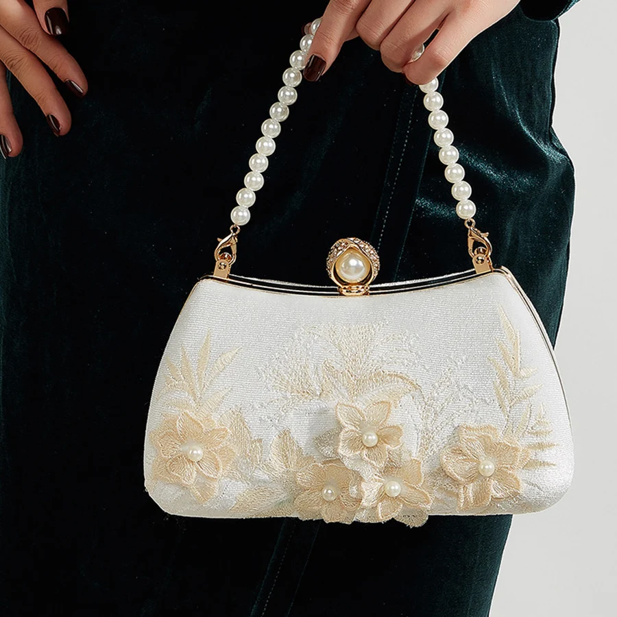 

Chinese Style Embroidered Shoulder Bag Elegant Handbag Retro Small Square Bag Wedding Party Luxury Designer Women Evening Clutch