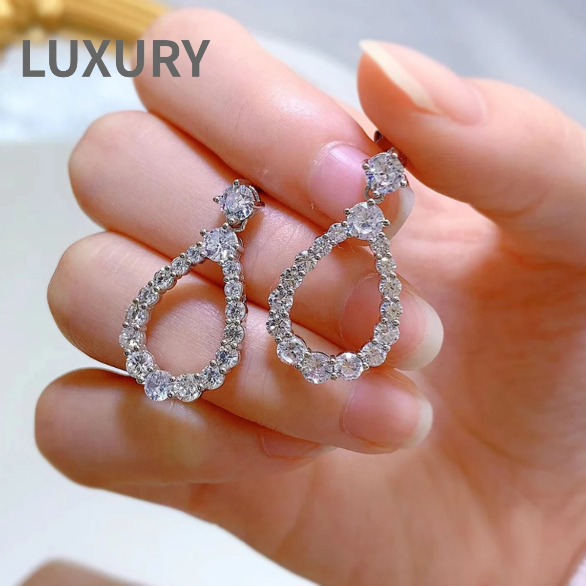 

Luxury S925 Sterling Silver Pear Shape Water Drop High Carbon Diamond Pendant Earrings For Women Fashion Exquisite Jewelry CX923