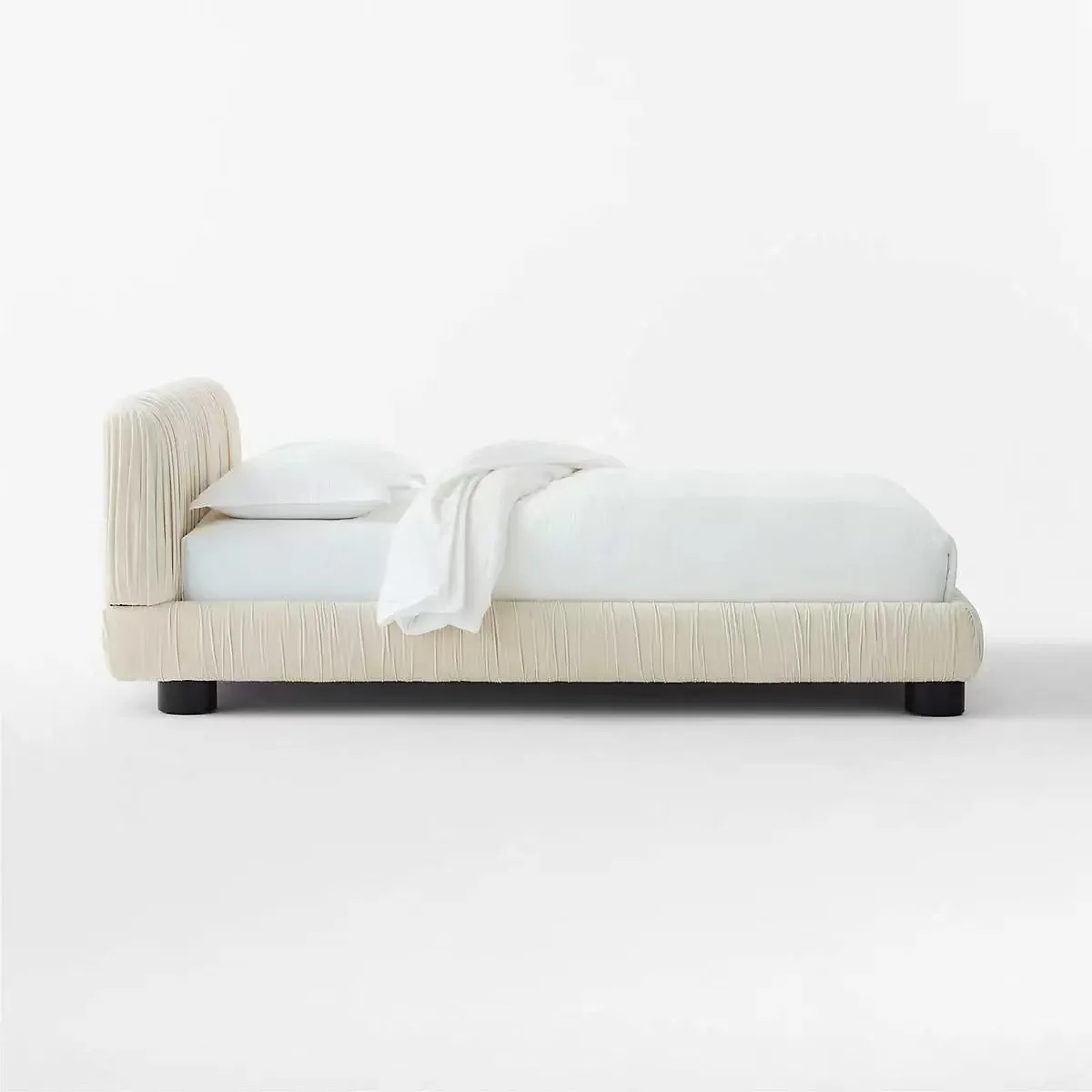 Modern Classic Design Bedroom Solid Wood Frame Ivory White Velvet Fabric Soft Bed Hotel Upholstered King Size