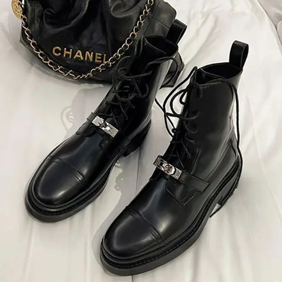 Round Head Lace-up Boots Women\'s Silver Buckle Black Leather Ankle Boots Autumn Winter Vintage British 5.5cm Thick Heel Shoes