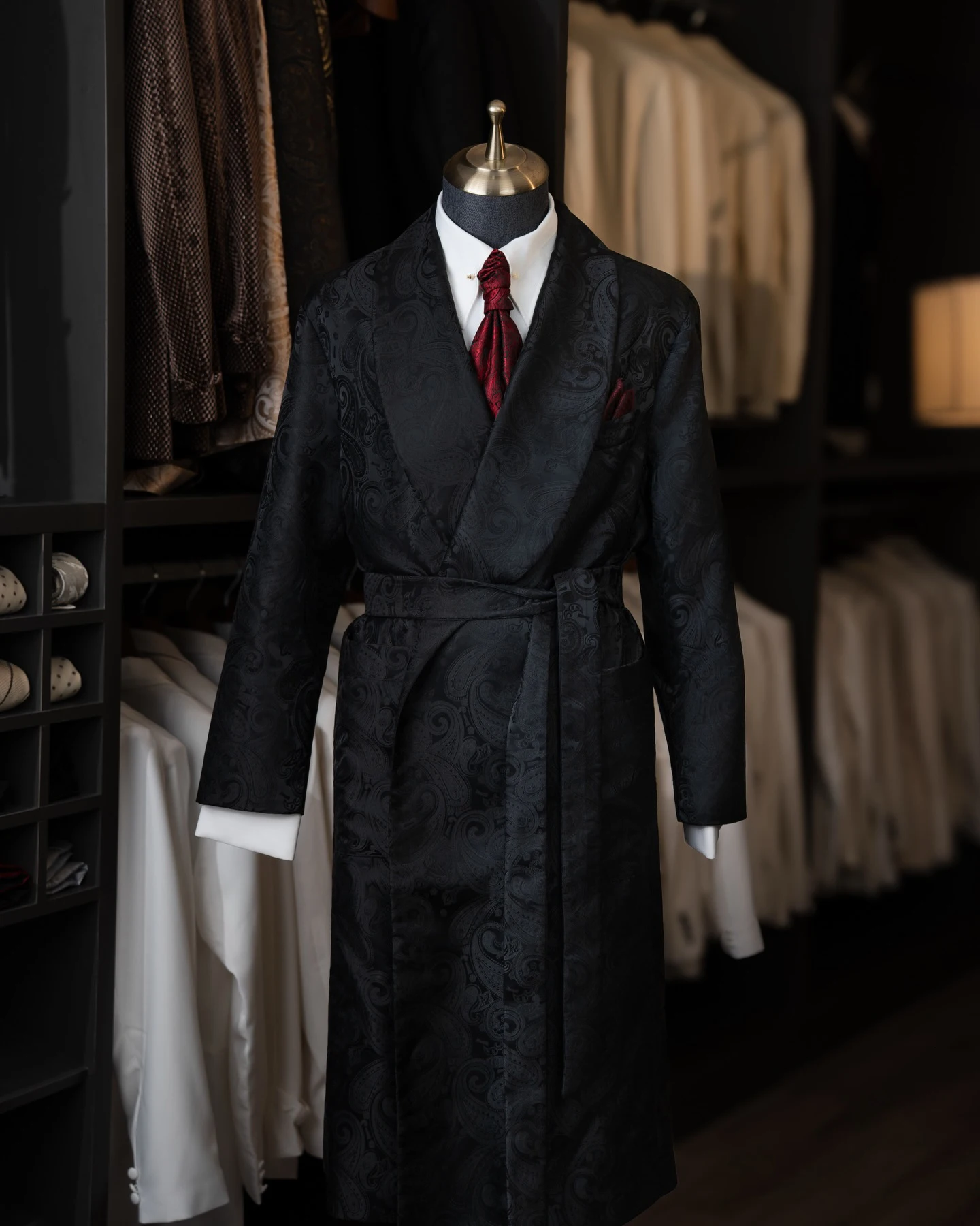 Floral Jacquard Men Long Jacket For Wedding Shawl Lapel Double Breasted Blazer Business Party Prom Custom Made Only Coat