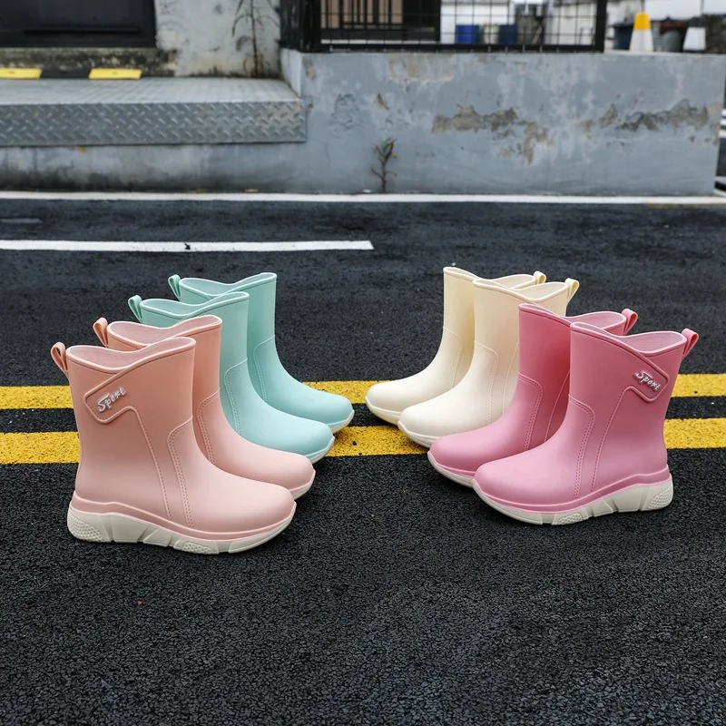 Fashion Women's Rain Boots Mid-Tube Rain Boots PVC Thick-Soled Outer Wear Non-Slip Rubber Shoes Waterproof Outdoor Shoes 36-40