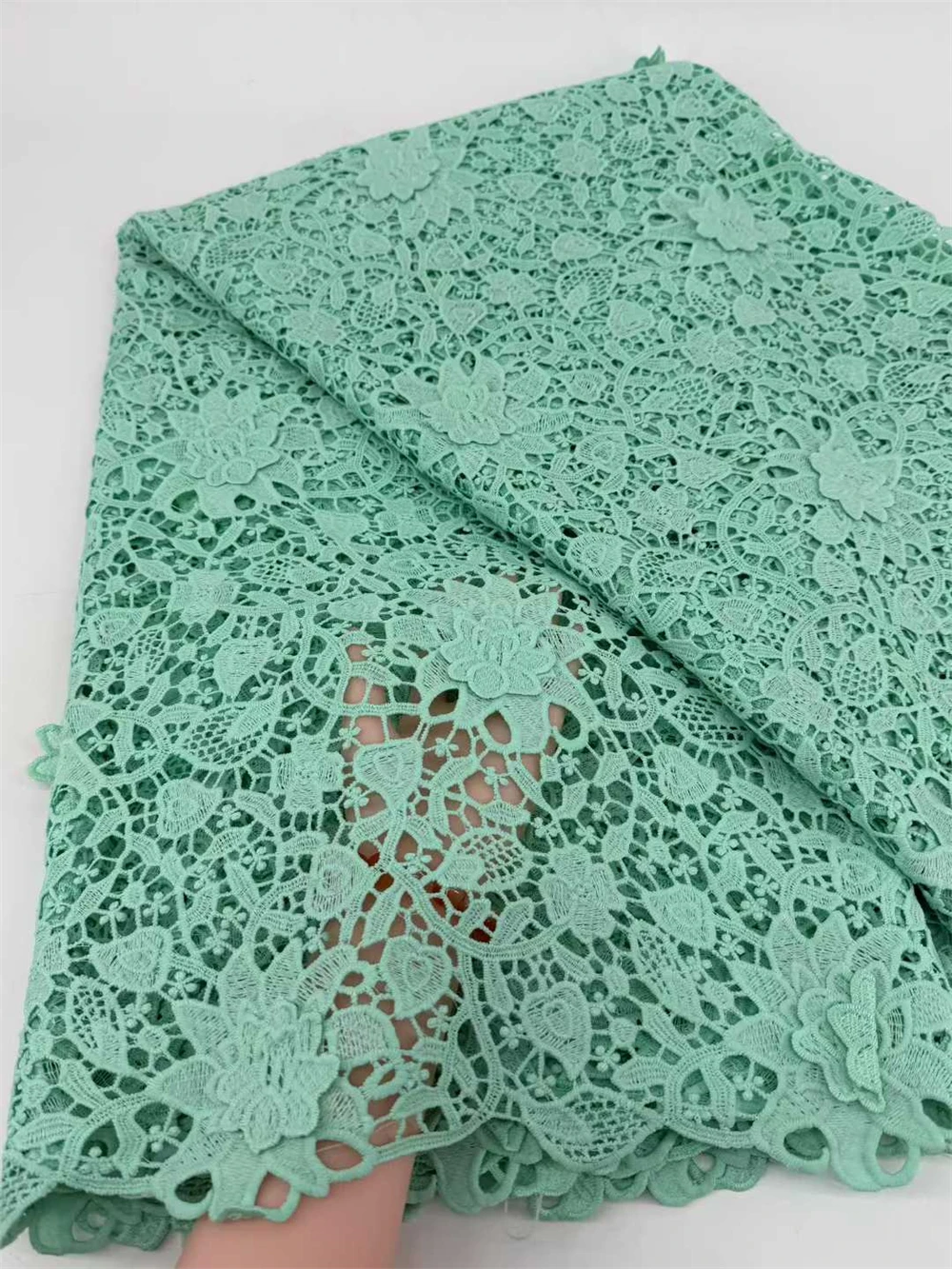 

Luxury African Nigerian High-Quality 3D Flower Lace Fabric Pure Embroidery Tulle Guipure Water-Soluble 5 Yards For Wedding Dress