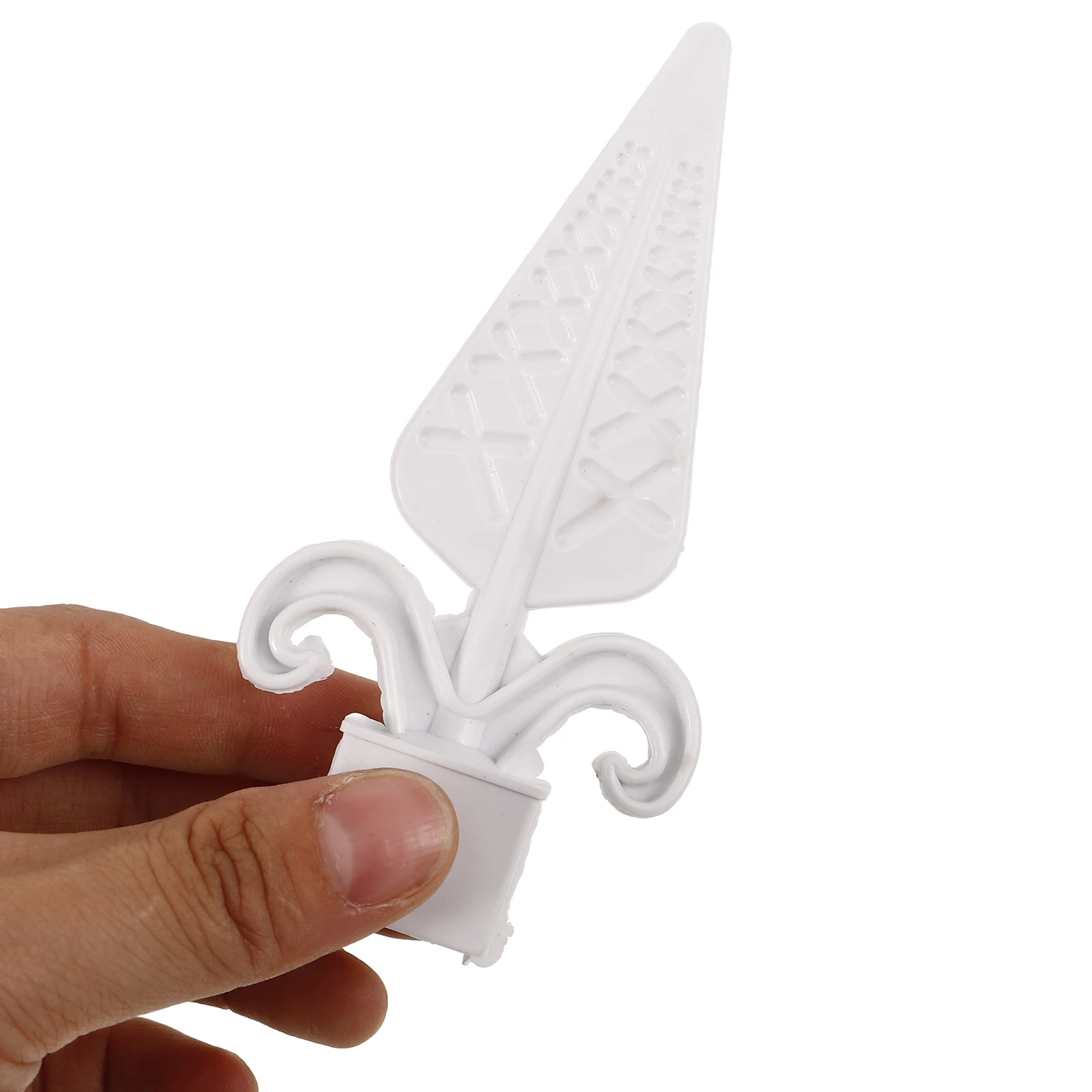 10 pezzi di accessori per punta di lancia in plastica durevole per esterni, top per pali, decorazioni per bordi del cancello, facili da installare, topper per recinzione