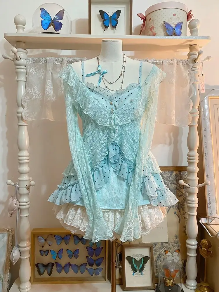 

Новый летний винтажный дизайнерский комплект из 3 предметов: синий кружевной топ в горошек с бантом + короткая юбка для женщин. Элегантный облегающий костюм для стильных девушек.