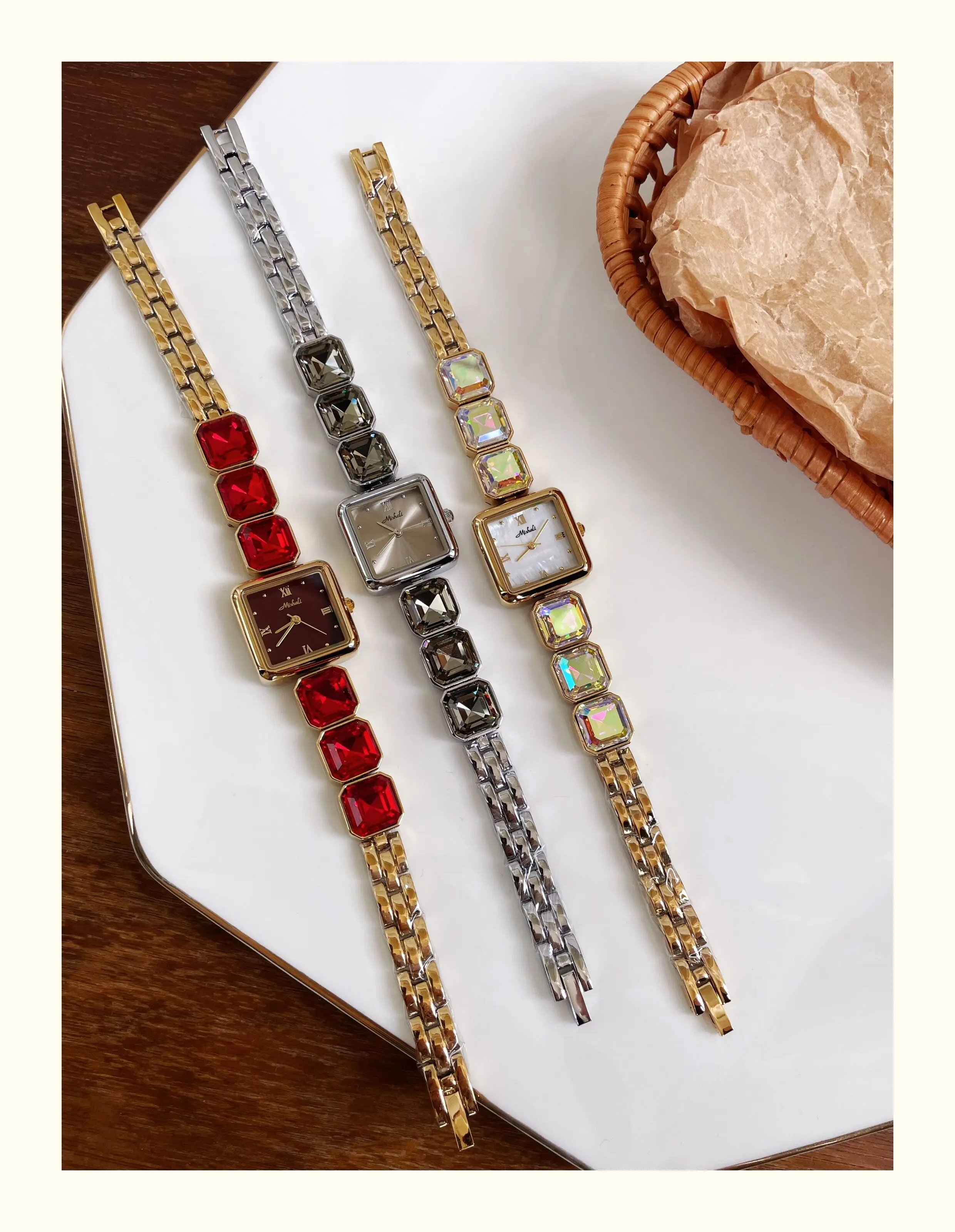 2026 New Fashionable Large Square Diamond Bracelet Watch for Women High-Quality Temperament Stainless Steel Square Quartz Watch