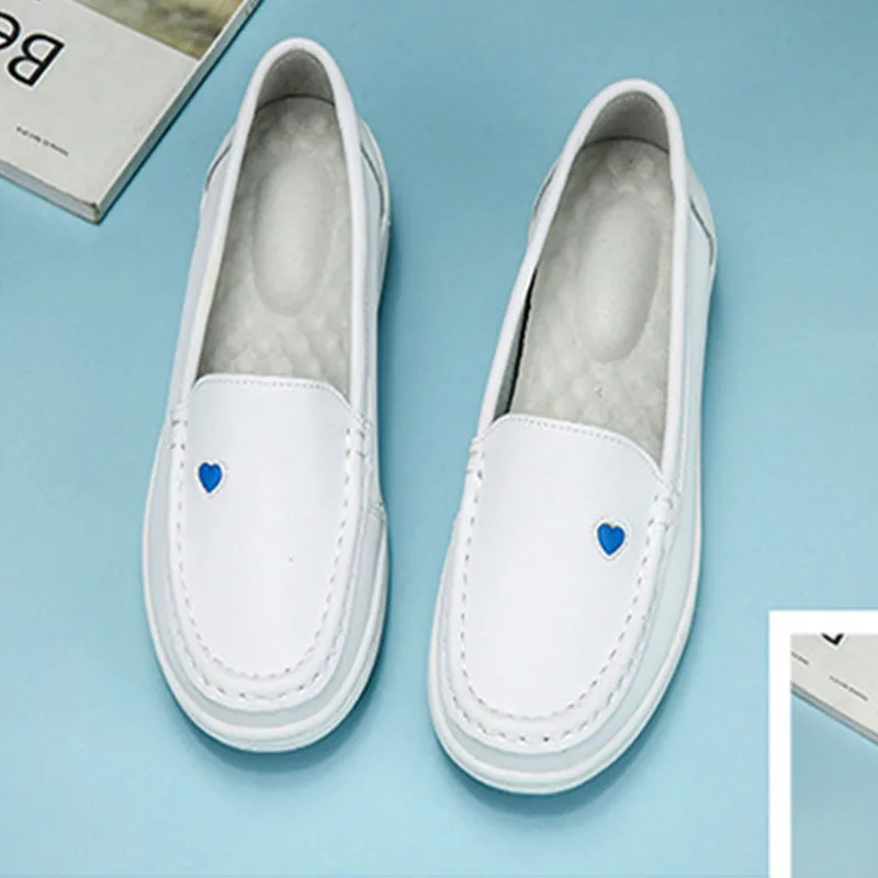 2023 White Genuine Leather Platform Loafers Women Nurse Shoes Round Toe Slip-on Thick Flats Breathable Soft Cowhide Chunky