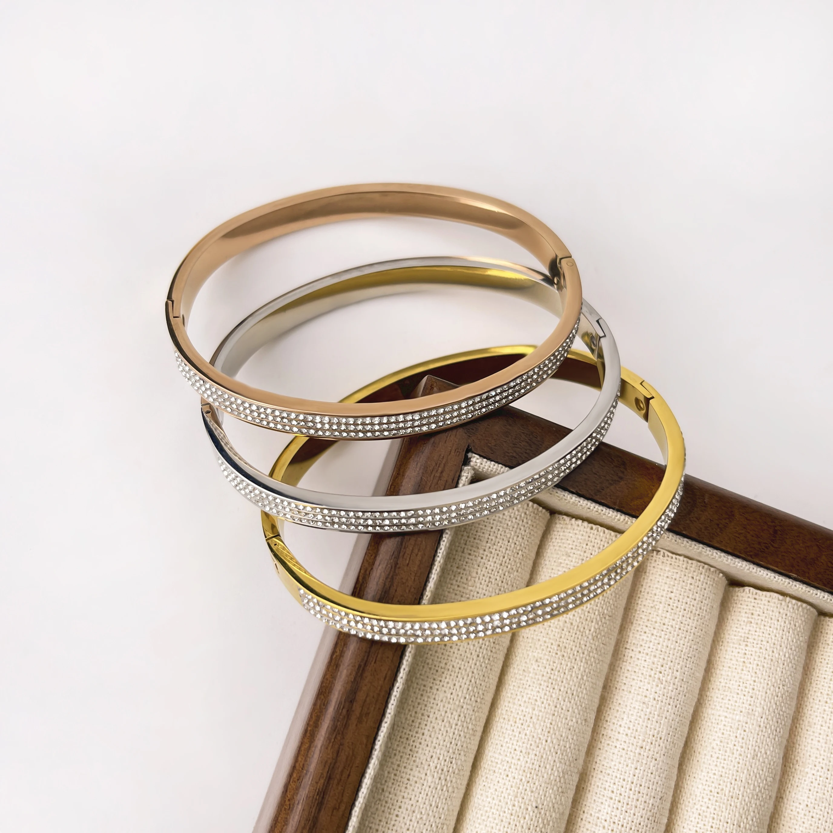 Peri\'sbox Exquisite Shiny Triple Layered Zircon Bangle for Women Minimalist Gold Plated Waterproof Bracelet Fashion Jewelry Gift