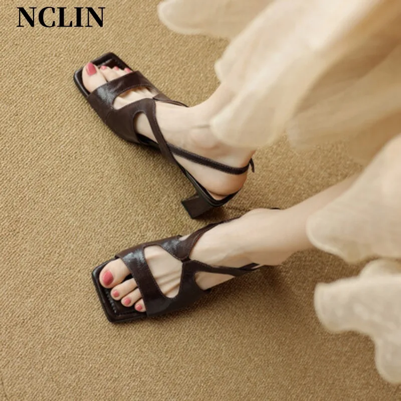 New Genuine Leather Women Sandals Chunky Heel Buckle Strap Platform Sandals Pumps For Women Summer Casual GLADIATOR Women Shoes