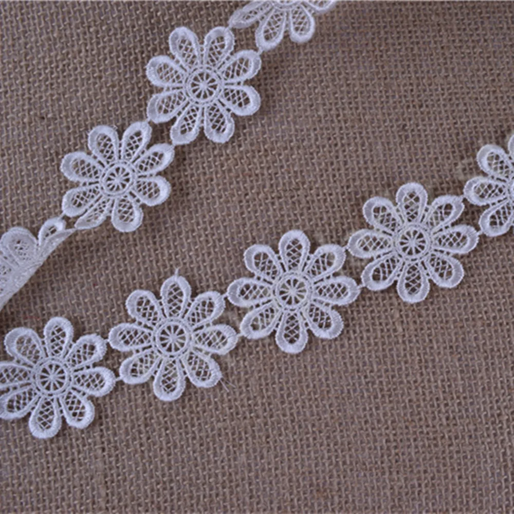 29yards   White  Round flower  Venise/Venice Lace Victorian Lace  Craft sewing  wide :4.8cm