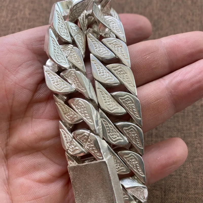 

White Copper Embossed Cuban Link Bracelet, Retro Om Symbol Clasp Bangle, Unisex Hip Hop Streetwear Jewelry