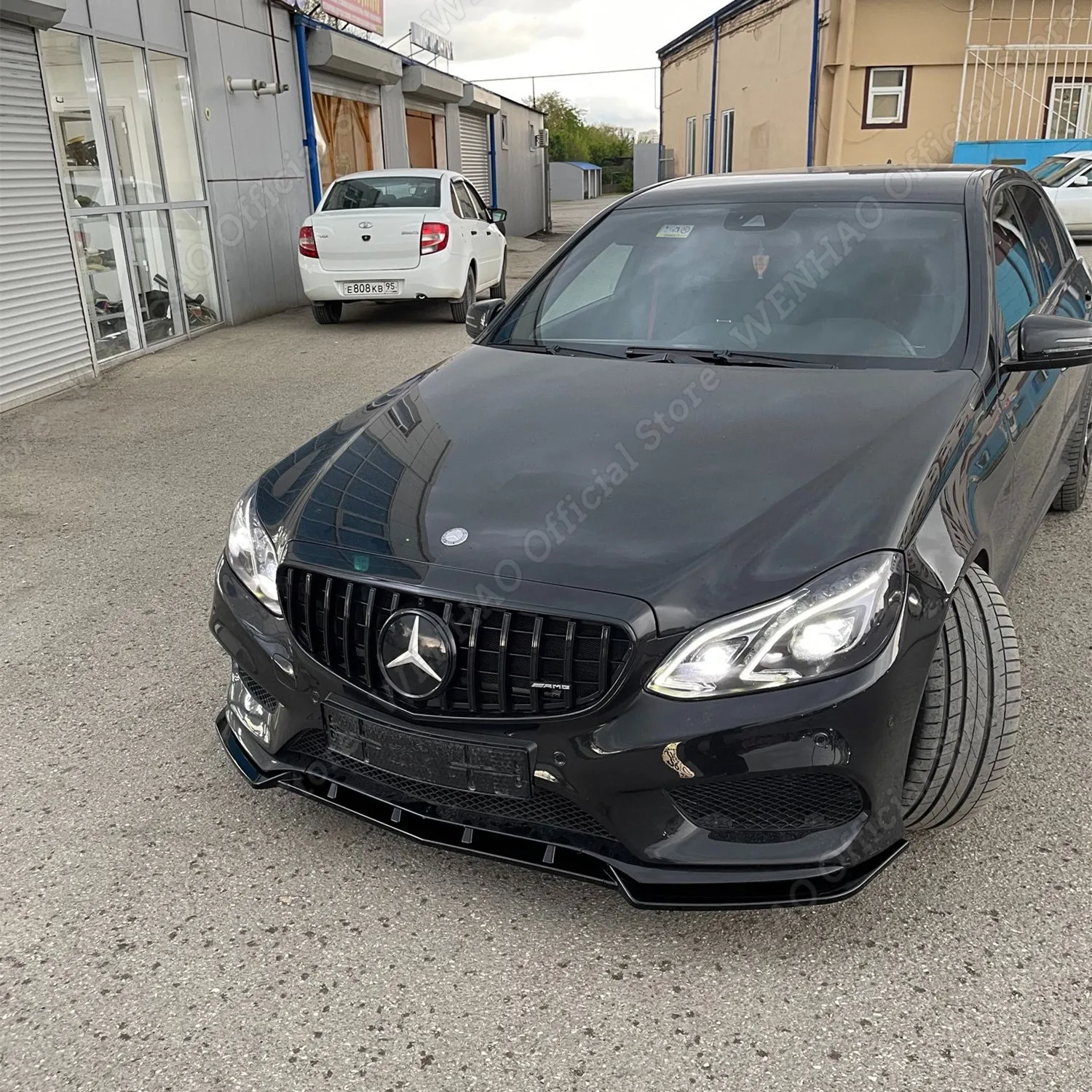 Maxton Style Front Bumper Lip Spoiler Splitter For Mercedes E W212 S212 E300 E400 AMG Line Facelift 2012-2016 Diffuser BodyKits view 2