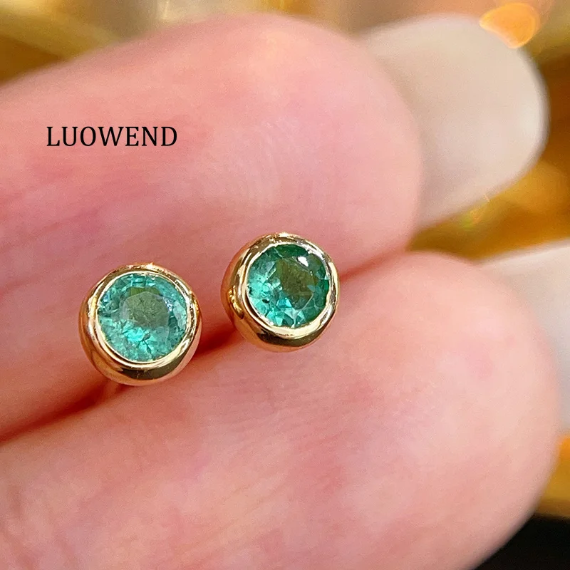 LUOWEND 100% 18K Yellow Gold Earrings Elegant Style Real Natural Emerald Stud Earrings for Women Birthday Gift Fine Jewelry
