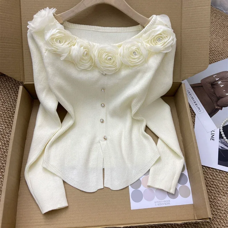 

New Year's Pink Three-dimensional Flower Long-sleeved Slim Top French One-line Base Short Sweater