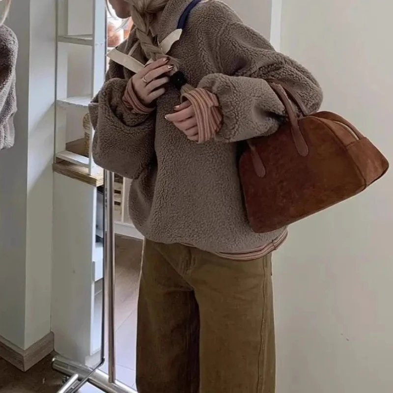 Jaket Sweatshirt Kerah Vintage Musim Gugur dan Musim Dingin 2025 untuk Wanita Lengan Panjang dengan Beludru Tebal dan Atasan Longgar