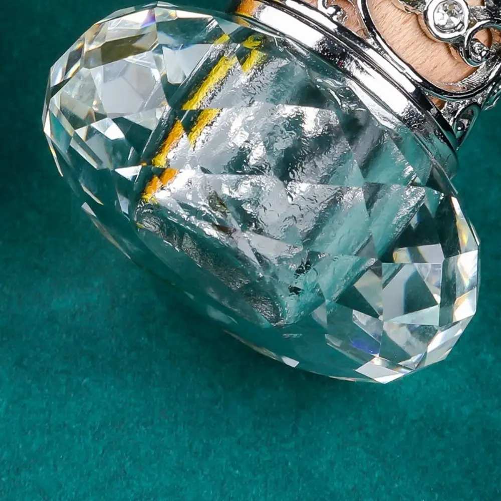Portable Car Essential Oil Diffuser Bottle Hanging String Refillable Empty Glass Diffuser Bottles Transparent Car Styling
