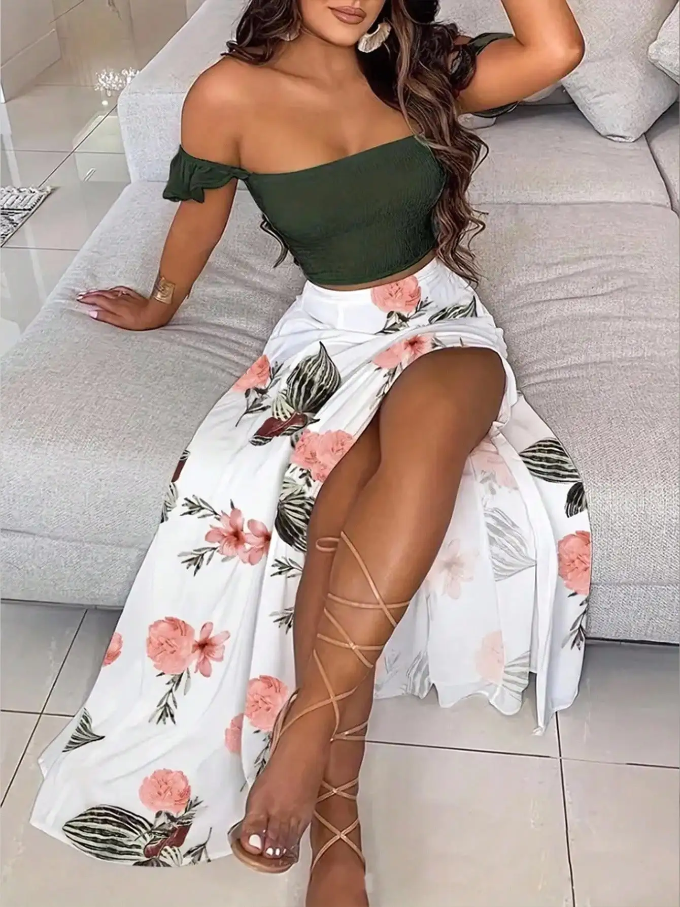 

Комплект из укороченного топа с открытыми плечами и цветочной юбки макси для женщин, летний бохо-комплект из двух предметов