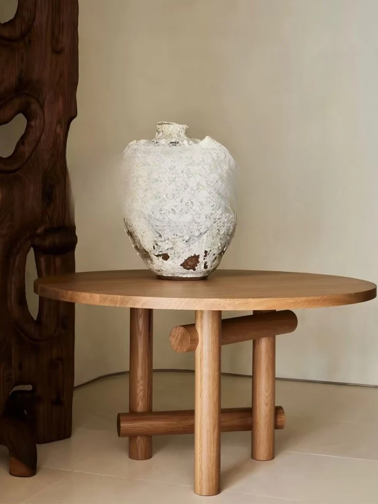 Second-hand solid wood retro round dining table designer small apartment solid wood dining table