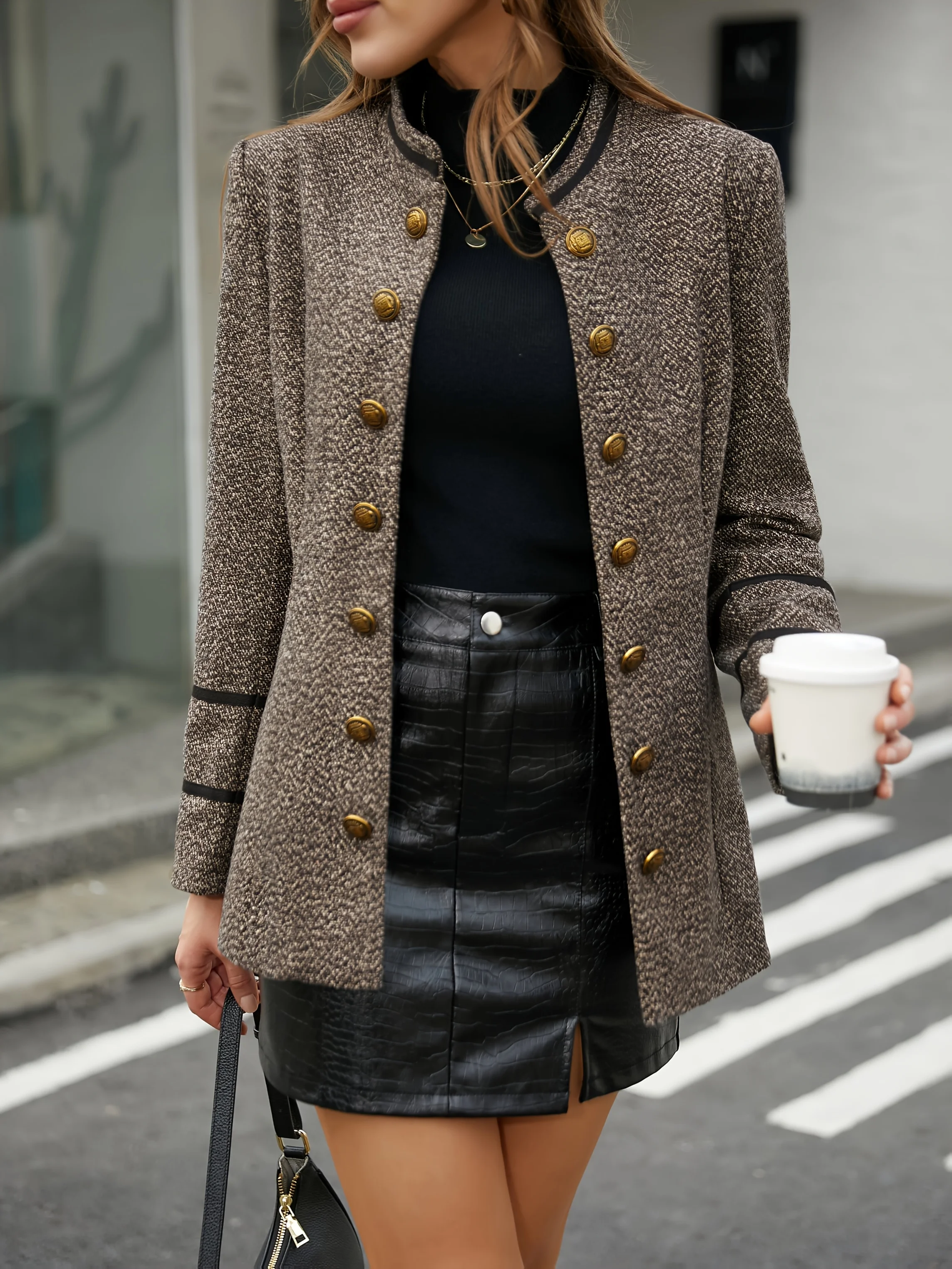 

Minimalist Regular Fit Double-Breasted Long-Sleeve Suit Jacket