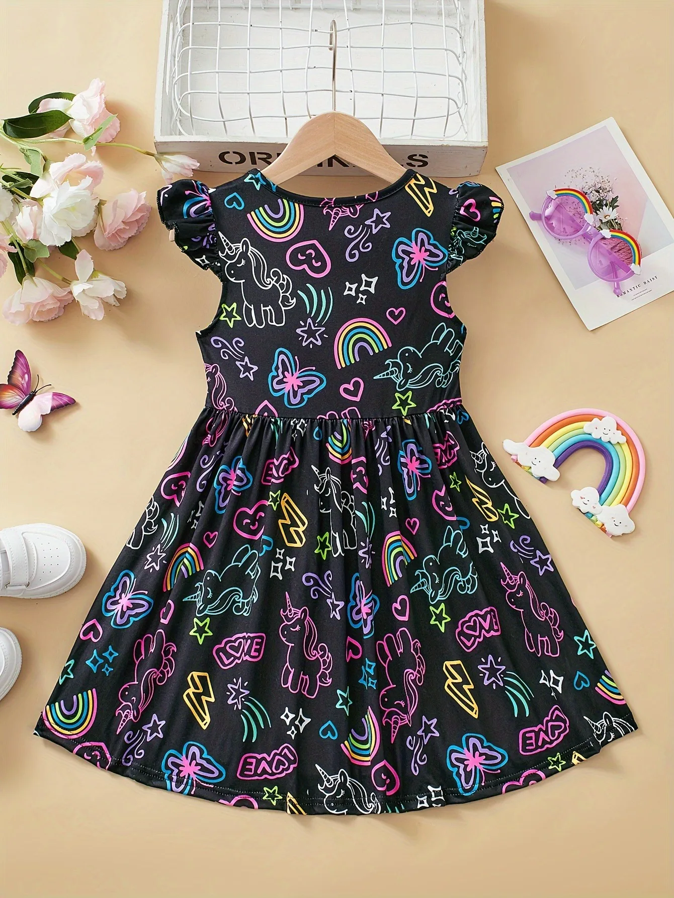 Niedliches Leuchtkleid für Mädchen Schwarzer Neon-Einhorn-Regenbogen-Druck Rock Kinder Casual Alltagskleidung Leuchtendes Party-Outfit – Detail 3